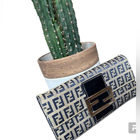 100% authentic vintage FENDI zucchino Long wallet purse navy Authentic - Picture 3 of 6